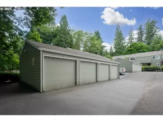 Photo #1: 21176611 Listing