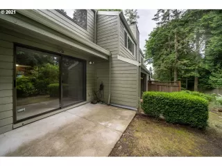 Photo #2: 21176611 Listing