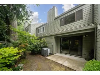 Photo #3: 21176611 Listing