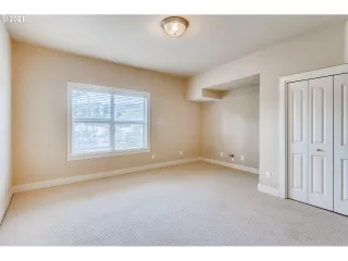 Photo #6: 21176729 Listing 