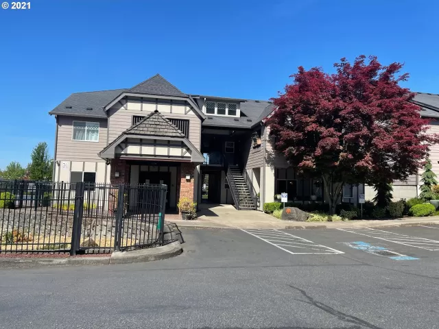 MLS: 21176963 Condo For Sale