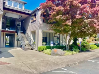 Photo #3: 21176963 Listing 