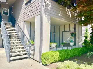 Photo #4: 21176963 Listing 