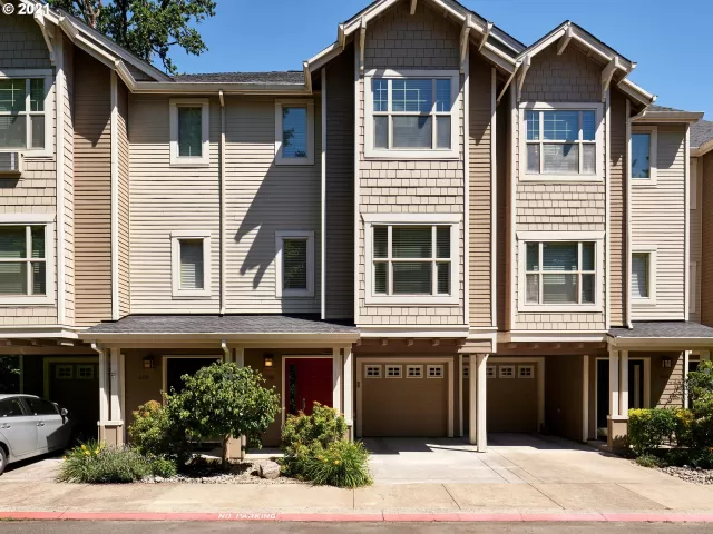 MLS: 21177104 Condo For Sale