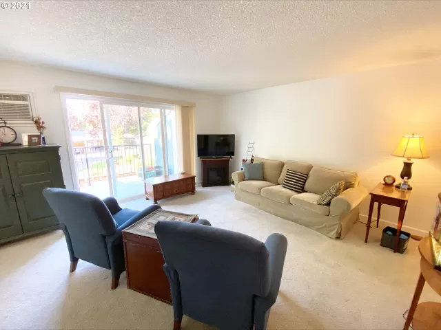 MLS: 21177223 Condo For Sale