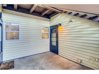 Photo #1: 21177832 Listing