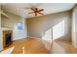 Photo #2: 21177832 Listing