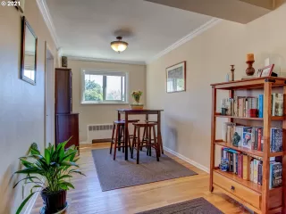 Photo #6: 21177991 Listing