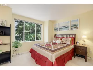 Photo #3: 21178587 Listing