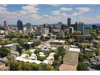 Photo #1: 21178753 Listing