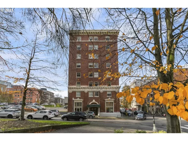 MLS: 21178767 Condo For Sale