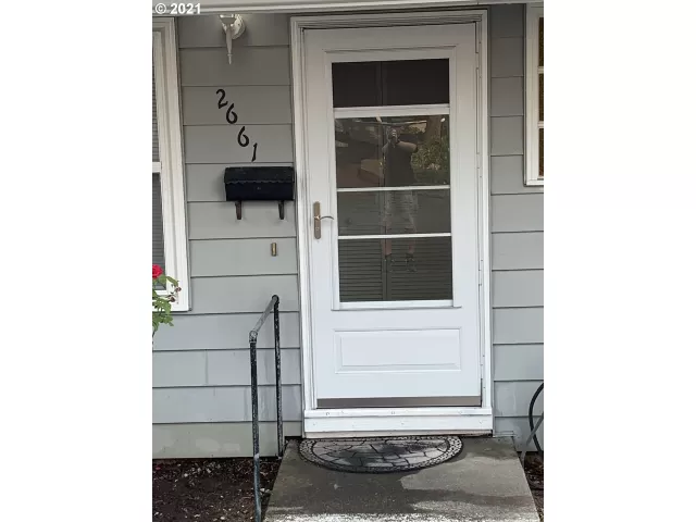 MLS: 21178876 Condo For Sale