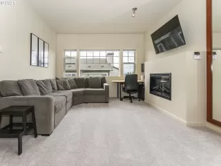 Photo #1: 21179465 Listing