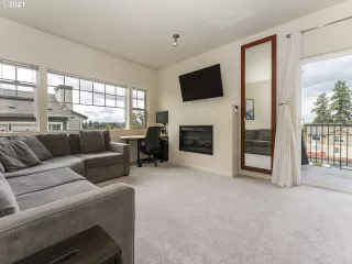 Photo #2: 21179465 Listing