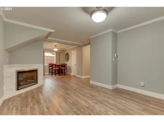Photo #1: 21182152 Listing