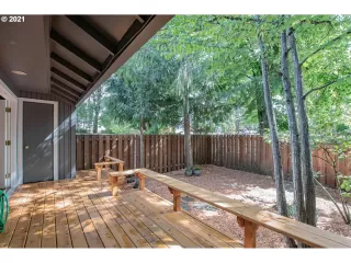 Photo #4: 21182791 Listing