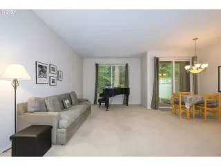 Photo #2: 21183361 Listing