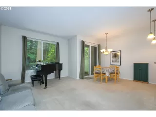 Photo #3: 21183361 Listing