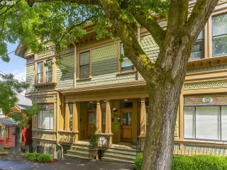 Photo #1: 21184592 Listing