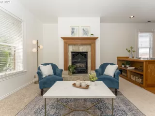 Photo #6: 21184592 Listing