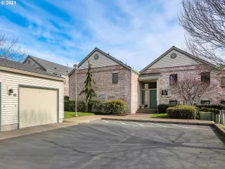 Photo #1: 21185127 Listing