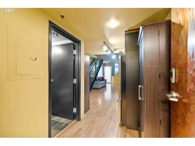 MLS: 21186417 Condo For Sale