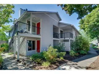 Photo #2: 21187115 Listing