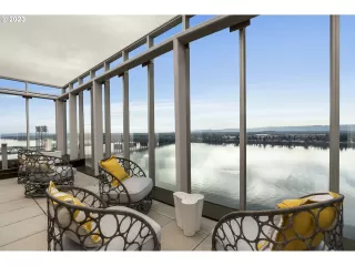 Photo #2: 21187149 Listing