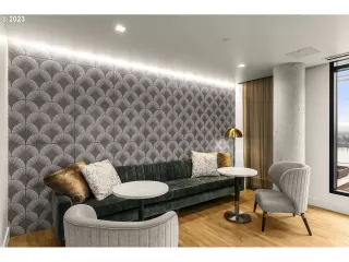 Photo #3: 21187149 Listing