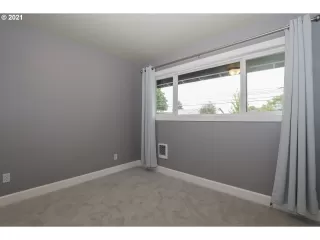 Photo #4: 21188220 Listing