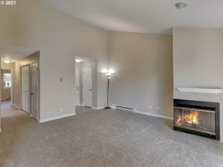 Photo #6: 21188883 Listing 