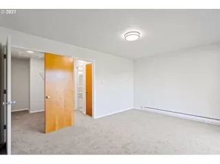 Photo #6: 21189454 Listing