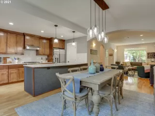 Photo #4: 21190410 Listing 