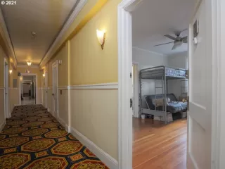 Photo #3: 21190593 Listing 