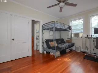 Photo #6: 21190593 Listing 