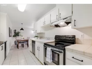 Photo #3: 21191831 Listing 