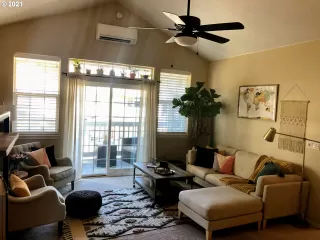 Photo #2: 21192994 Listing