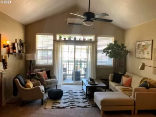 Photo #3: 21192994 Listing