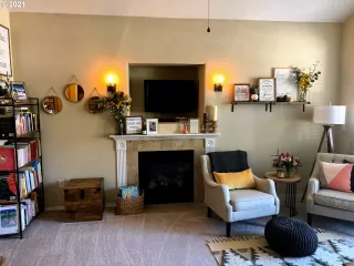 Photo #5: 21192994 Listing