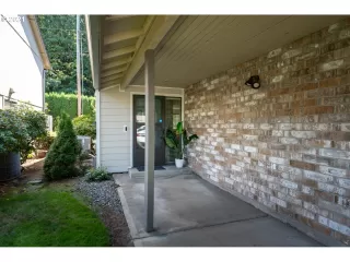 Photo #3: 21193214 Listing