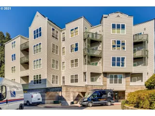 Photo #2: 21194408 Listing 