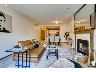 Photo #5: 21194408 Listing 