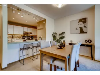 Photo #6: 21194408 Listing 