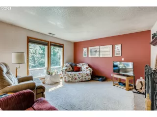 Photo #6: 21194675 Listing