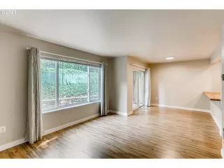 Photo #1: 21195020 Listing