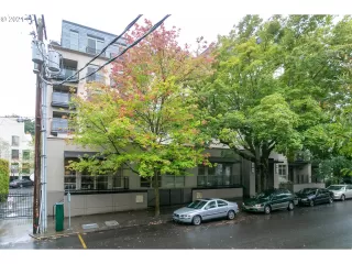 Photo #1: 21195566 Listing