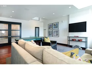 Photo #4: 21196233 Listing 