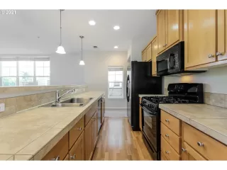 Photo #1: 21196240 Listing