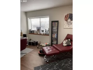 Photo #3: 21197694 Listing