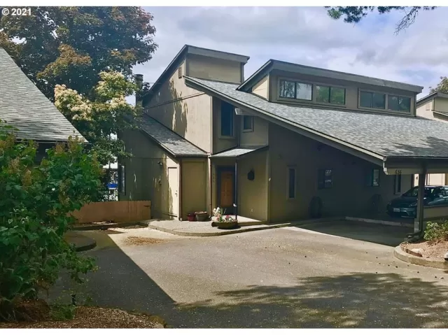 MLS: 21197815 Condo For Sale